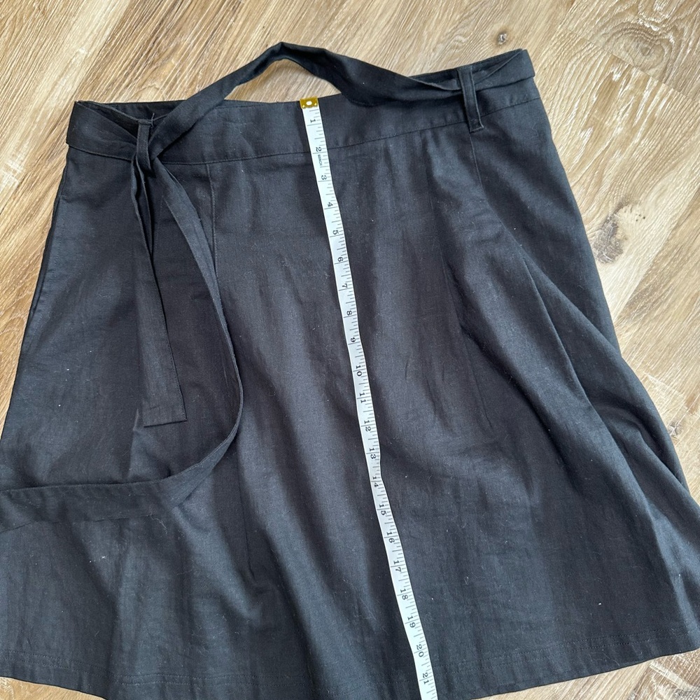 Banana Republic Black A-Line Wrap Skirt - Picture 5 of 6